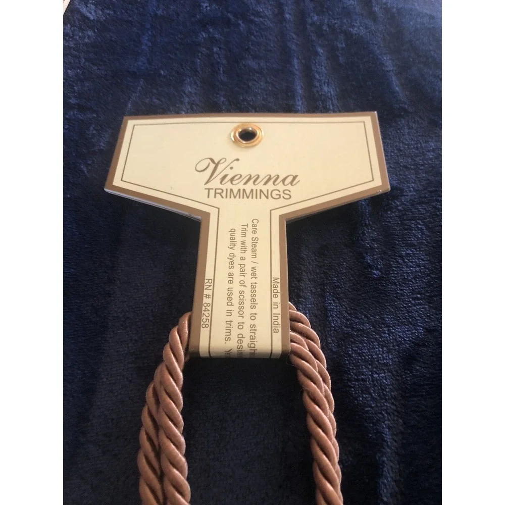 Vienna Trimmings Brown Curtain Rope Tieback w/ 6.75